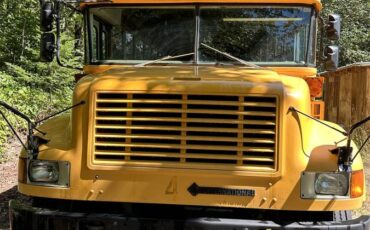 International-blue-bird-model-3800a-diesel-1993-4