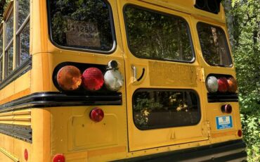 International-blue-bird-model-3800a-diesel-1993-5