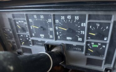 International-blue-bird-model-3800a-diesel-1993-8