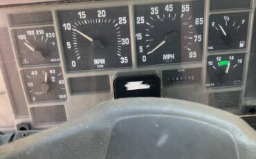 International-diesel-1995-white-4