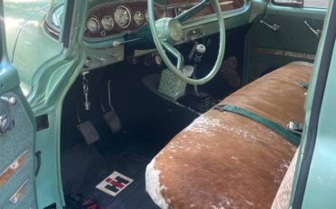 International-harvester-1966-green-5