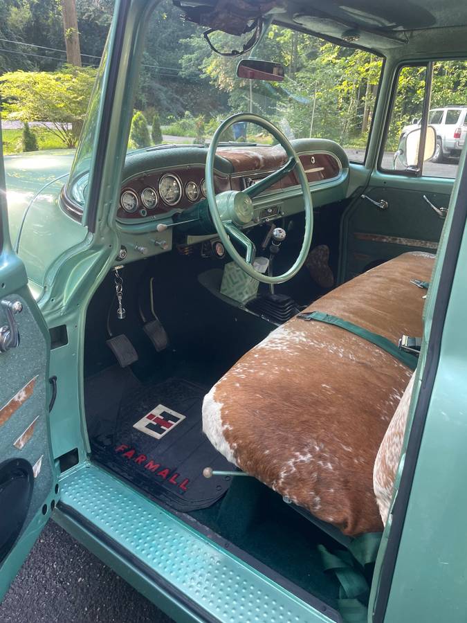 International-harvester-1966-green-5