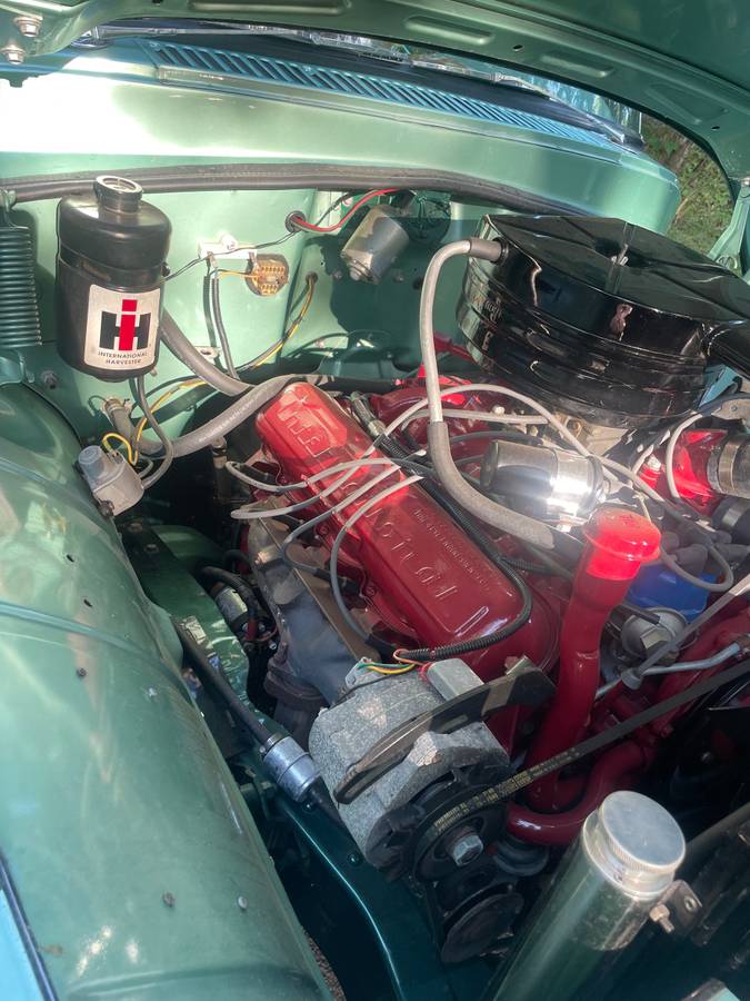 International-harvester-1966-green-9