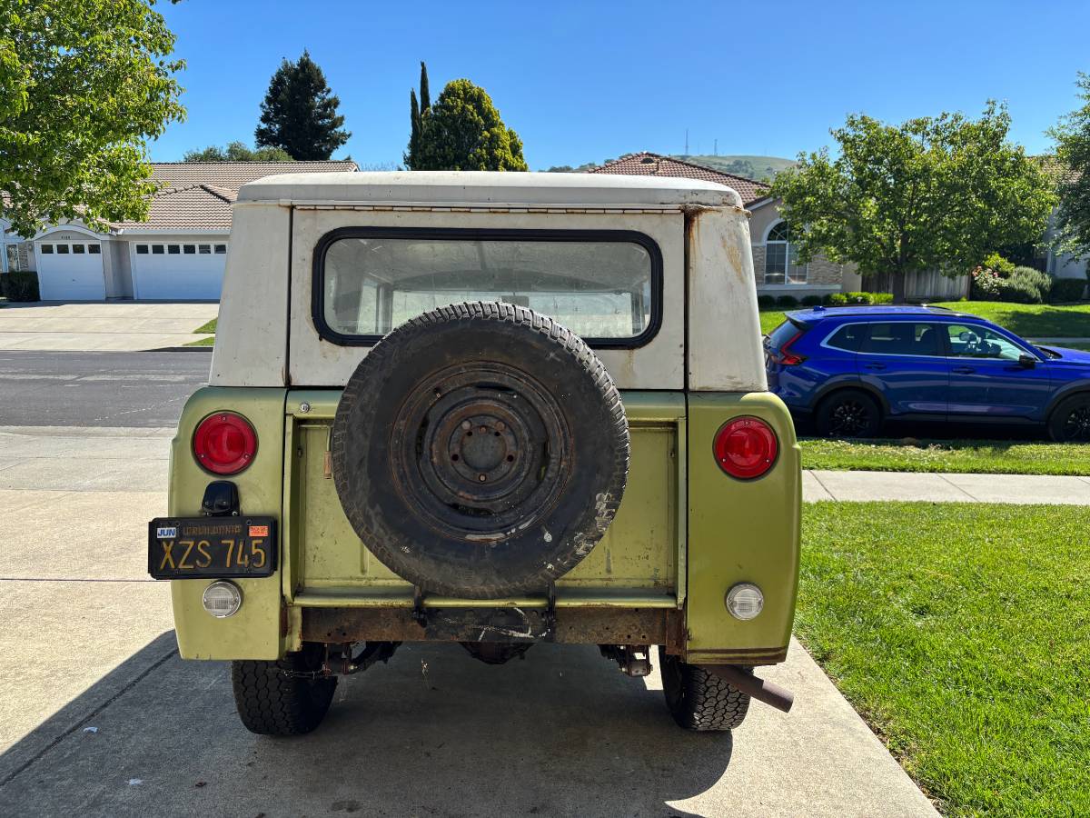 International-harvester-1968-green-1