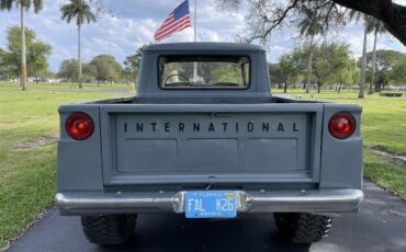 International-harvester-C-series-1966-Blue-Gray-Black-gray-tan-1