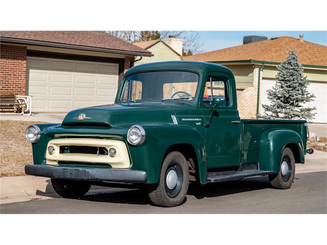 International-harvester-Pickup-1957-Green-Black-12