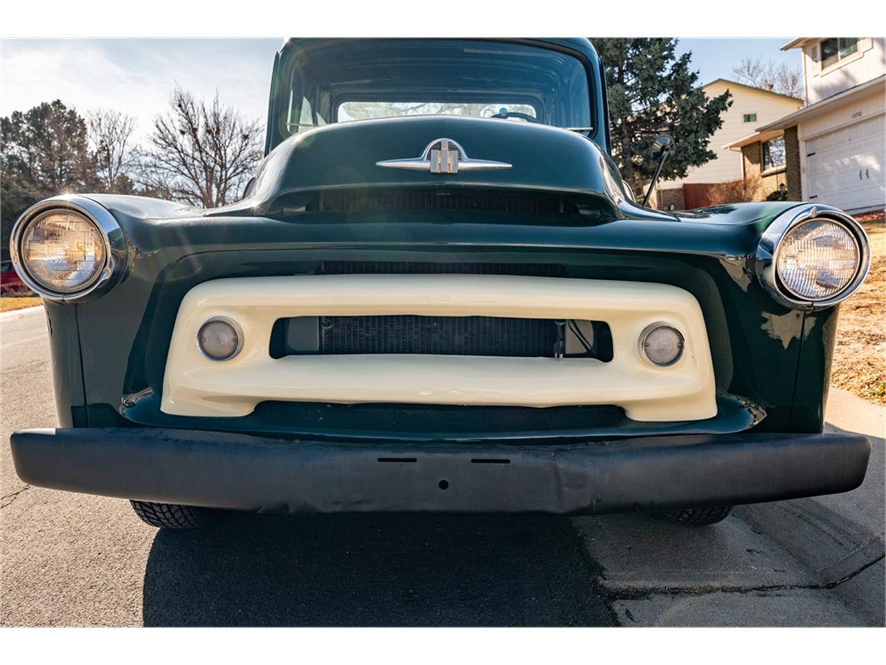 International-harvester-Pickup-1957-Green-Black-24