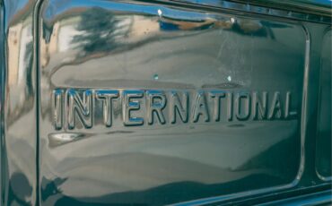 International-harvester-Pickup-1957-Green-Black-32