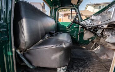 International-harvester-Pickup-1957-Green-Black-35