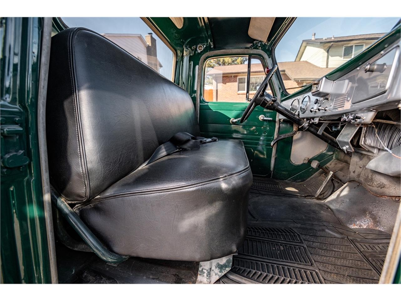 International-harvester-Pickup-1957-Green-Black-35