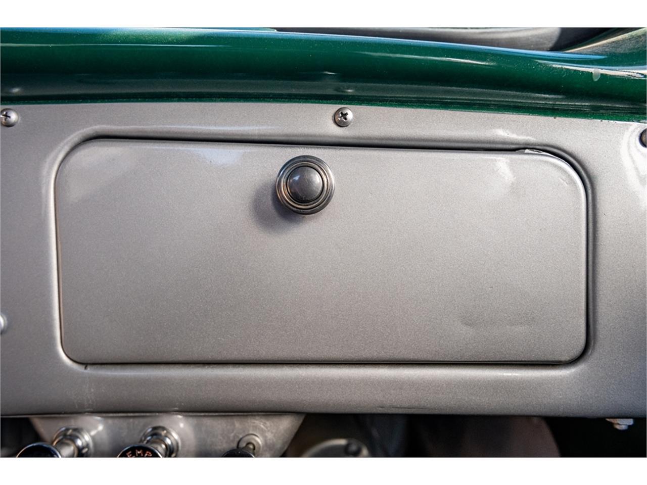 International-harvester-Pickup-1957-Green-Black-47