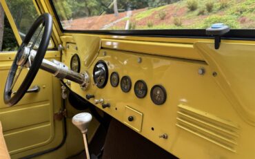 International-harvester-Scout-1963-Yellow-Tan-16
