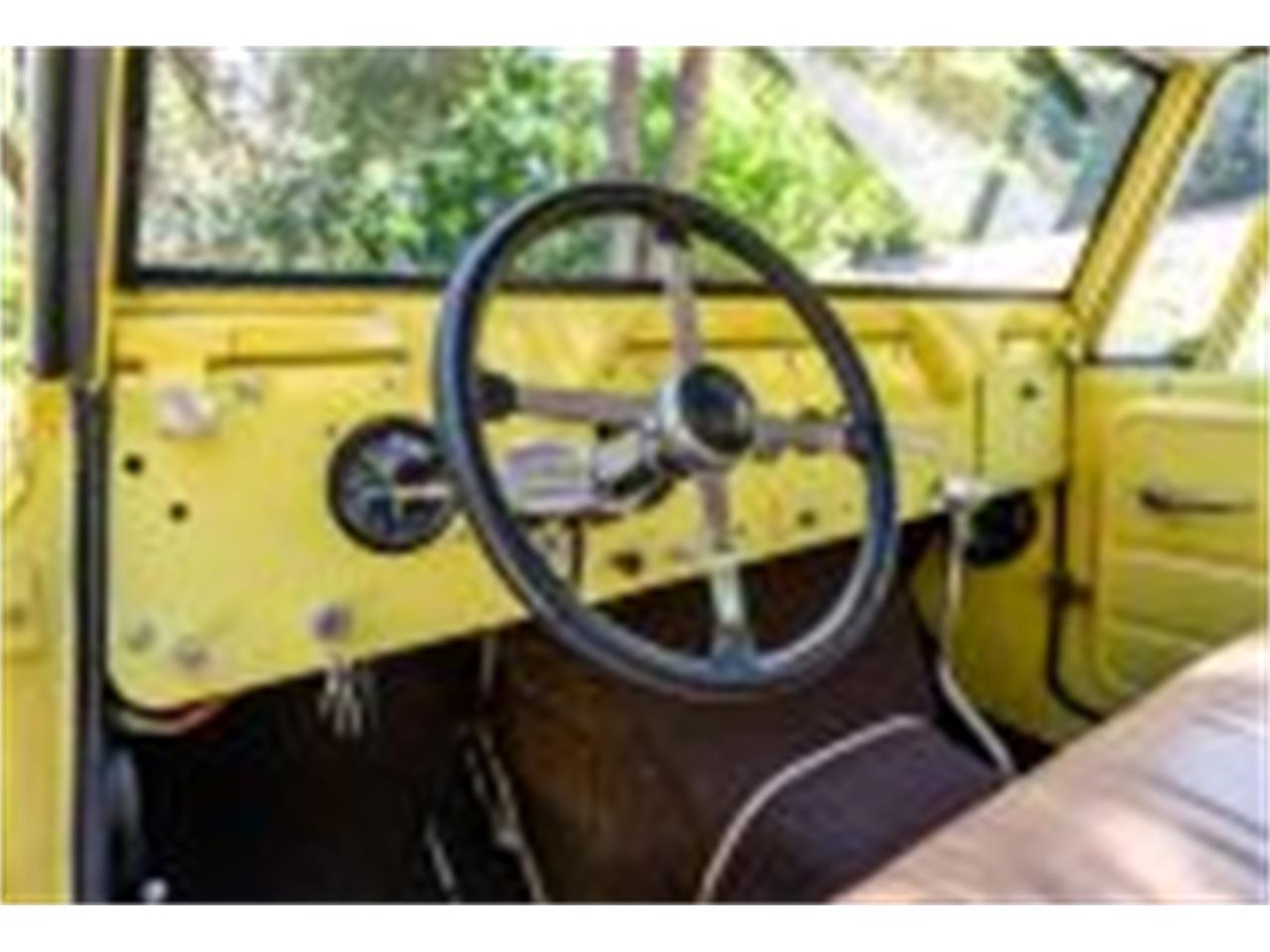 International-harvester-Scout-1963-Yellow-Tan-19