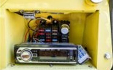 International-harvester-Scout-1963-Yellow-Tan-34