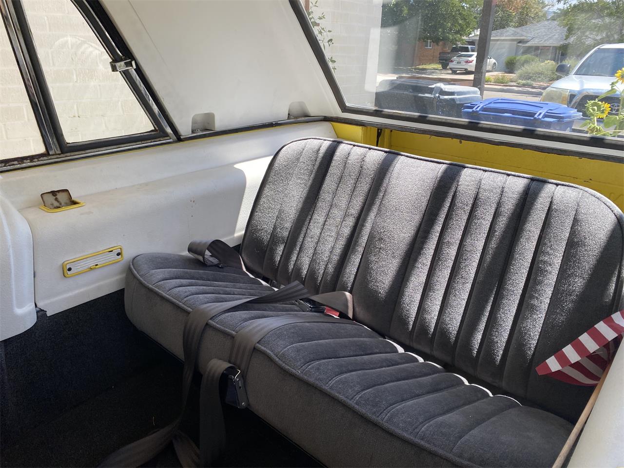 International-harvester-Scout-1967-Yellow-Gray-12