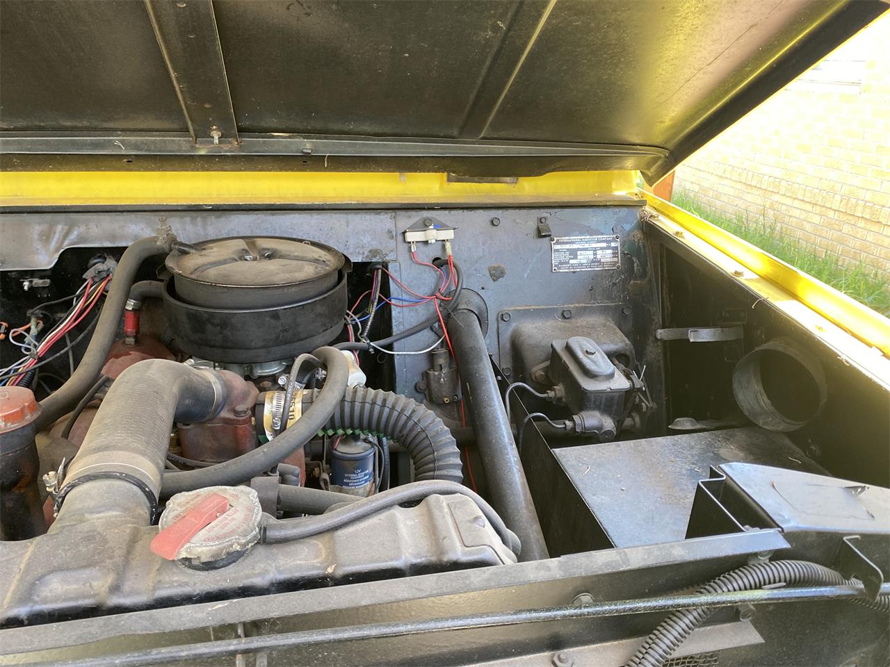 International-harvester-Scout-1967-Yellow-Gray-16