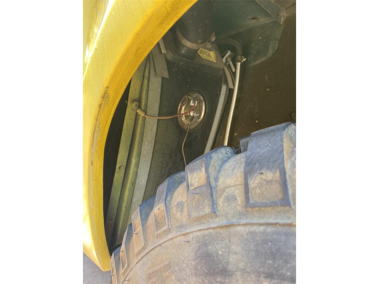International-harvester-Scout-1967-Yellow-Gray-3