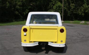 International-harvester-Scout-1967-Yellow-Gray-6