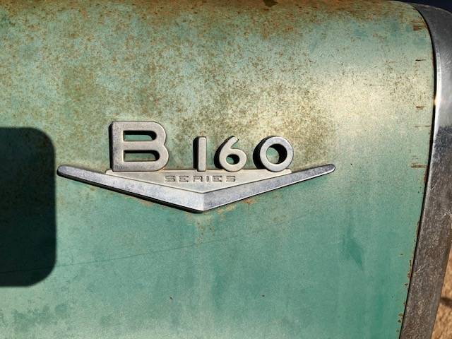 International-harvester-b160-1962-green-11