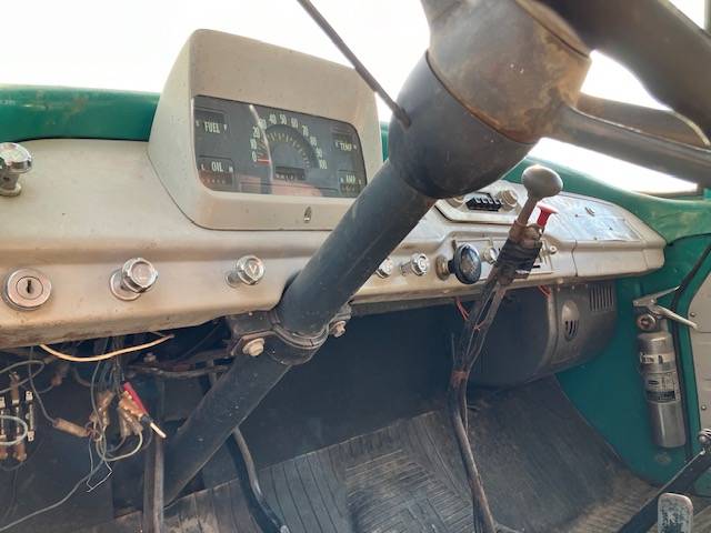 International-harvester-b160-1962-green-14