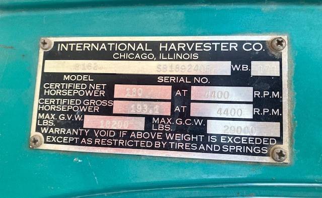 International-harvester-b160-1962-green-4