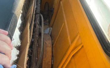 International-harvester-c1200-pickup-1964-yellow-10