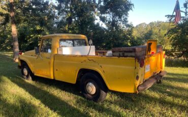 International-harvester-c1200-pickup-1964-yellow-6