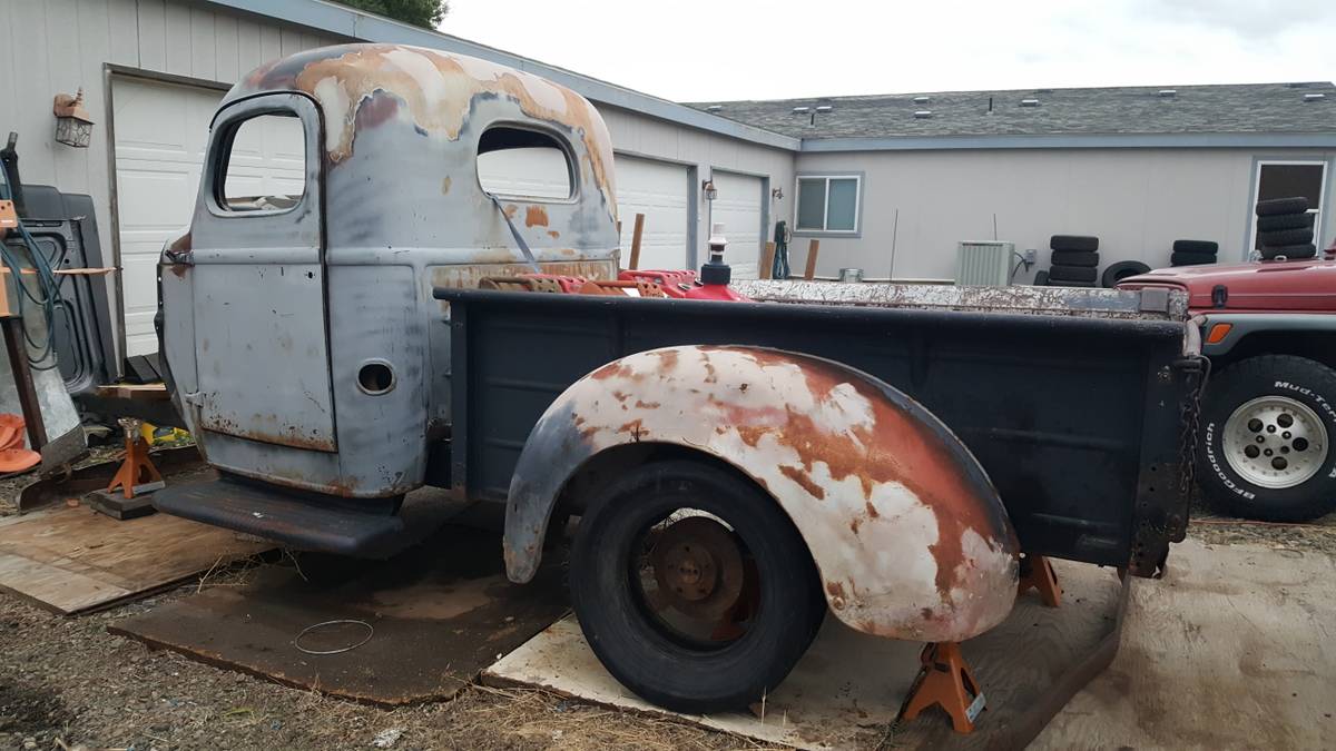 International-harvester-kb-1-1948-custom-4