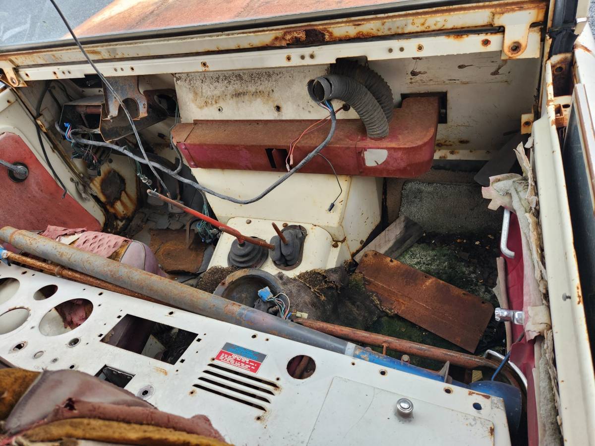 International-harvester-scout-80-1964-white-11