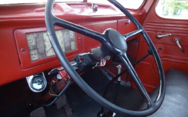 International-kb2-1949-red-19