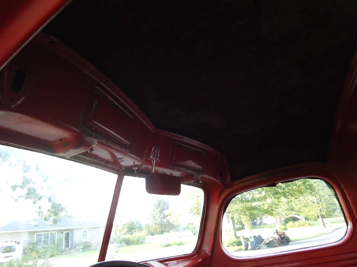 International-kb2-1949-red-20
