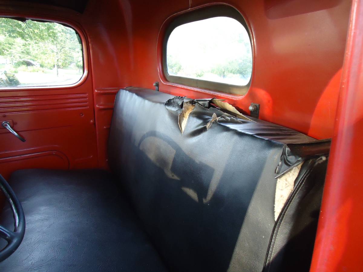 International-kb2-1949-red-21