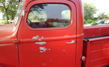 International-kb2-1949-red-8