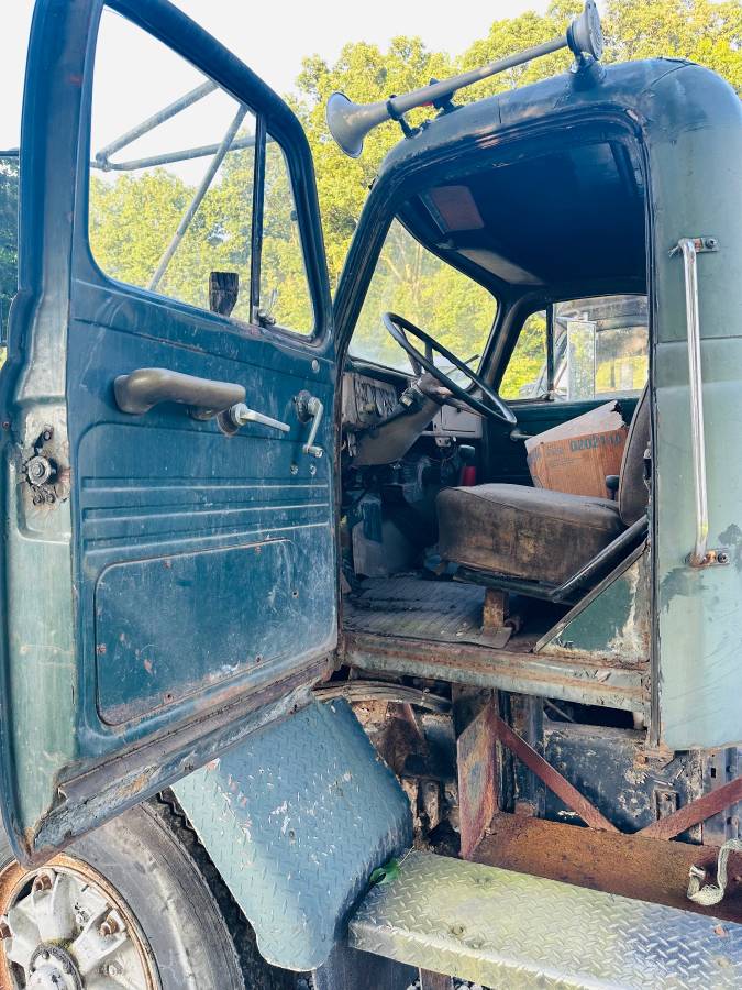 International-m623-70-cbe-diesel-1970-6