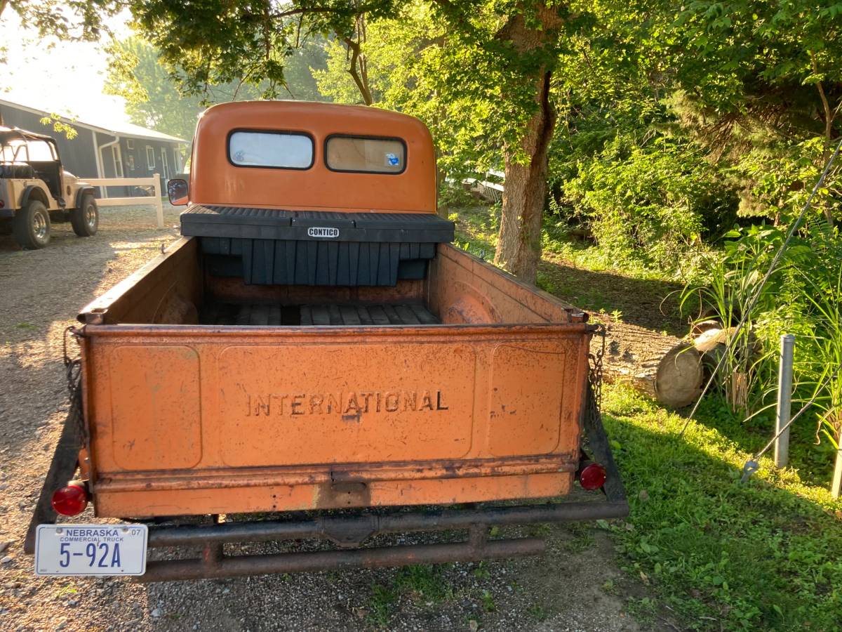 International-r-110-series-1954-orange-2