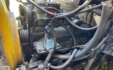 International-s1600-diesel-1988-silver-12