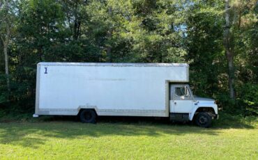 International-s1600-diesel-1988-silver