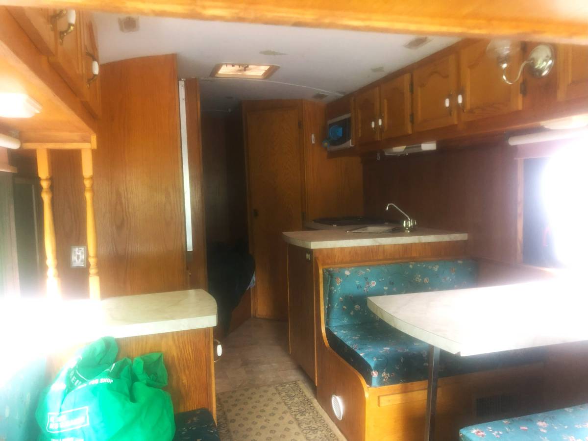 International-s1700-diesel-1984-green-2