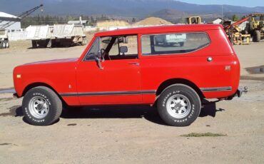 International-scout-1972-red-7