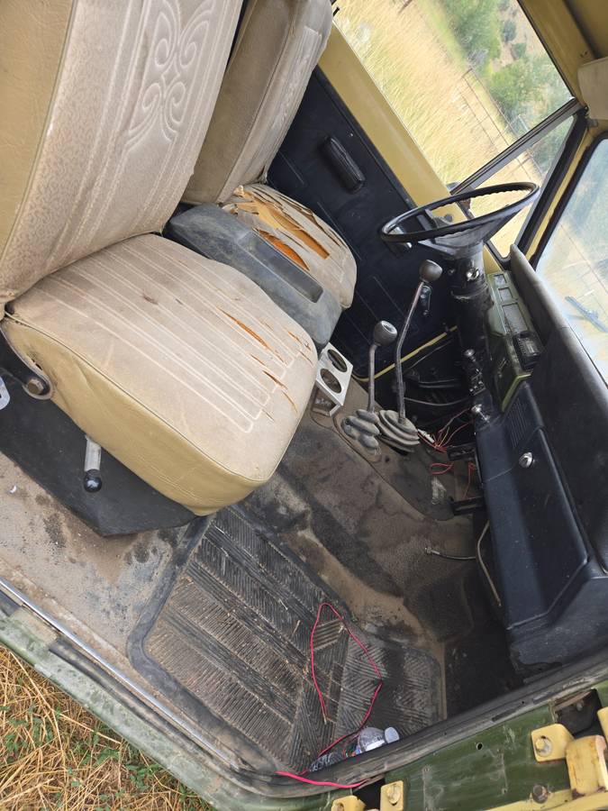 International-scout-1973-custom-2
