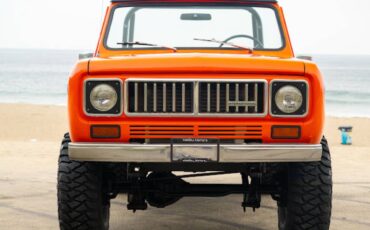 International-scout-1975-orange-4