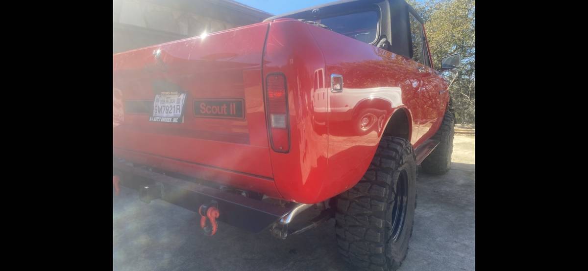 International-scout-1975-red-15