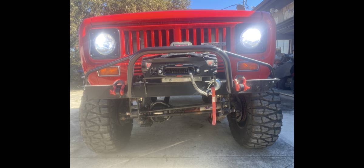 International-scout-1975-red-45