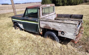 International-scout-1980-green-1