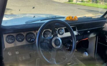 International-scout-2-1973-white-8