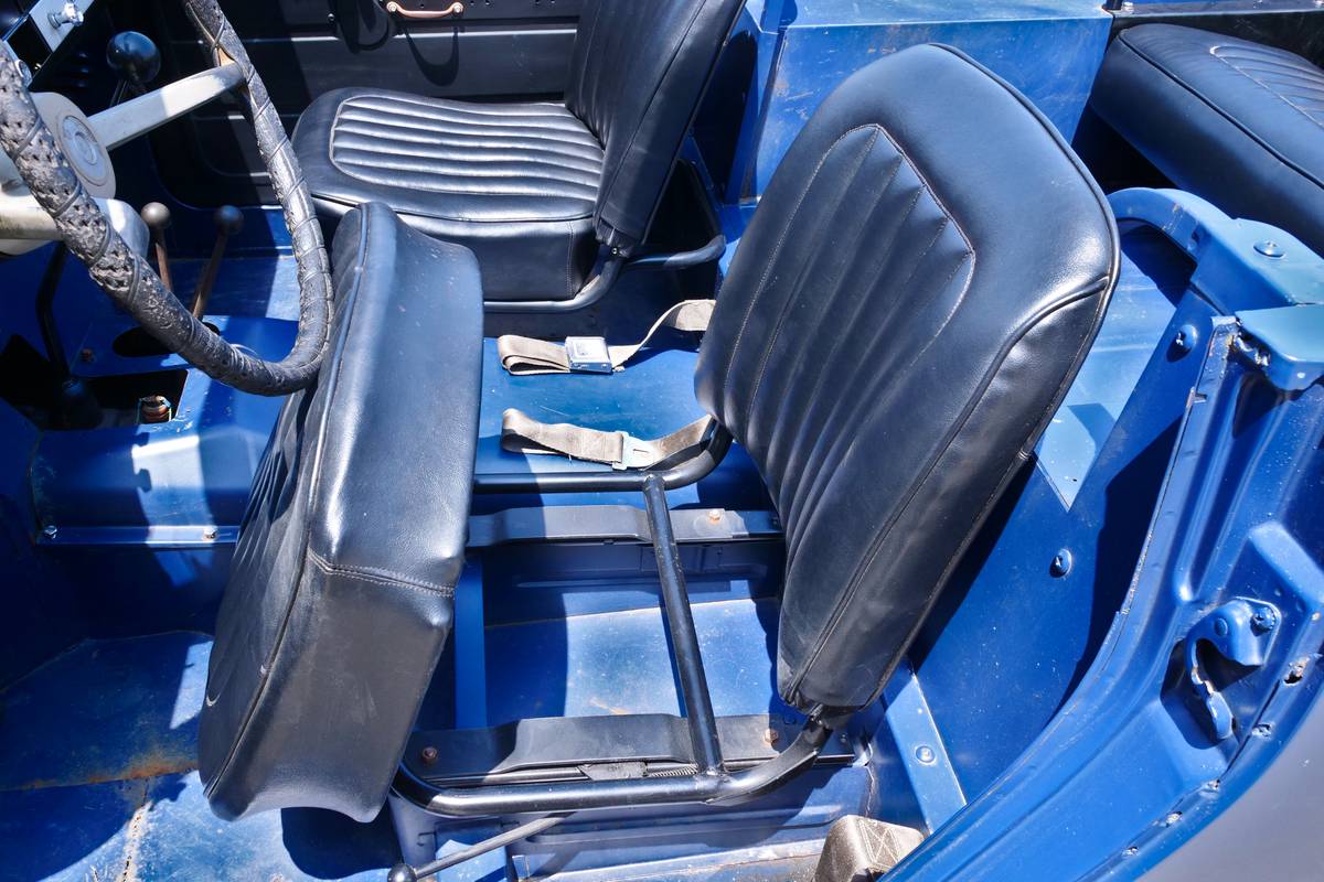 International-scout-800-1967-blue-13