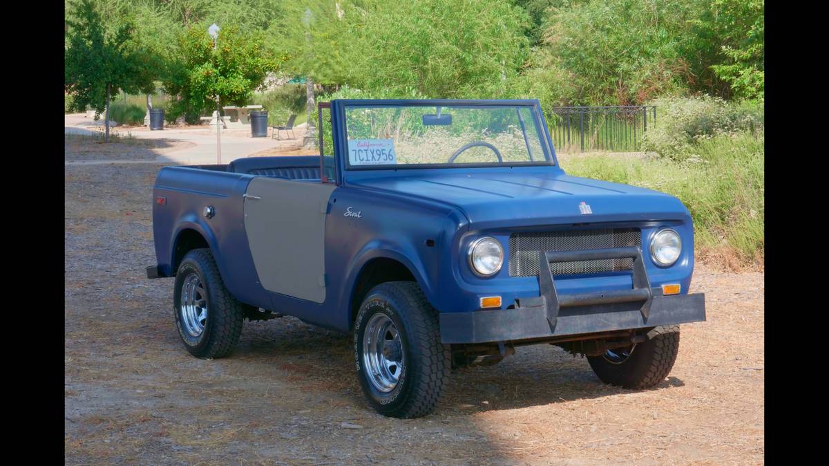 International-scout-800-1967-blue-2