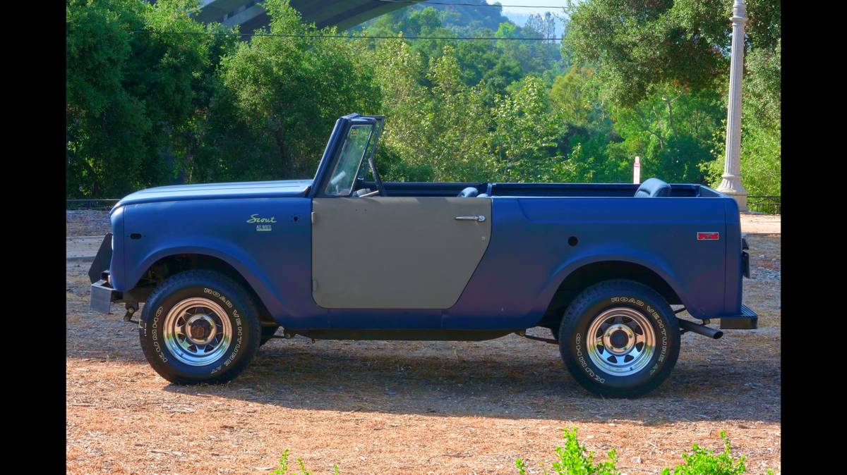 International-scout-800-1967-blue-7