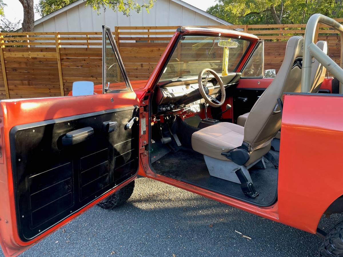 International-scout-ii-1975-orange-4