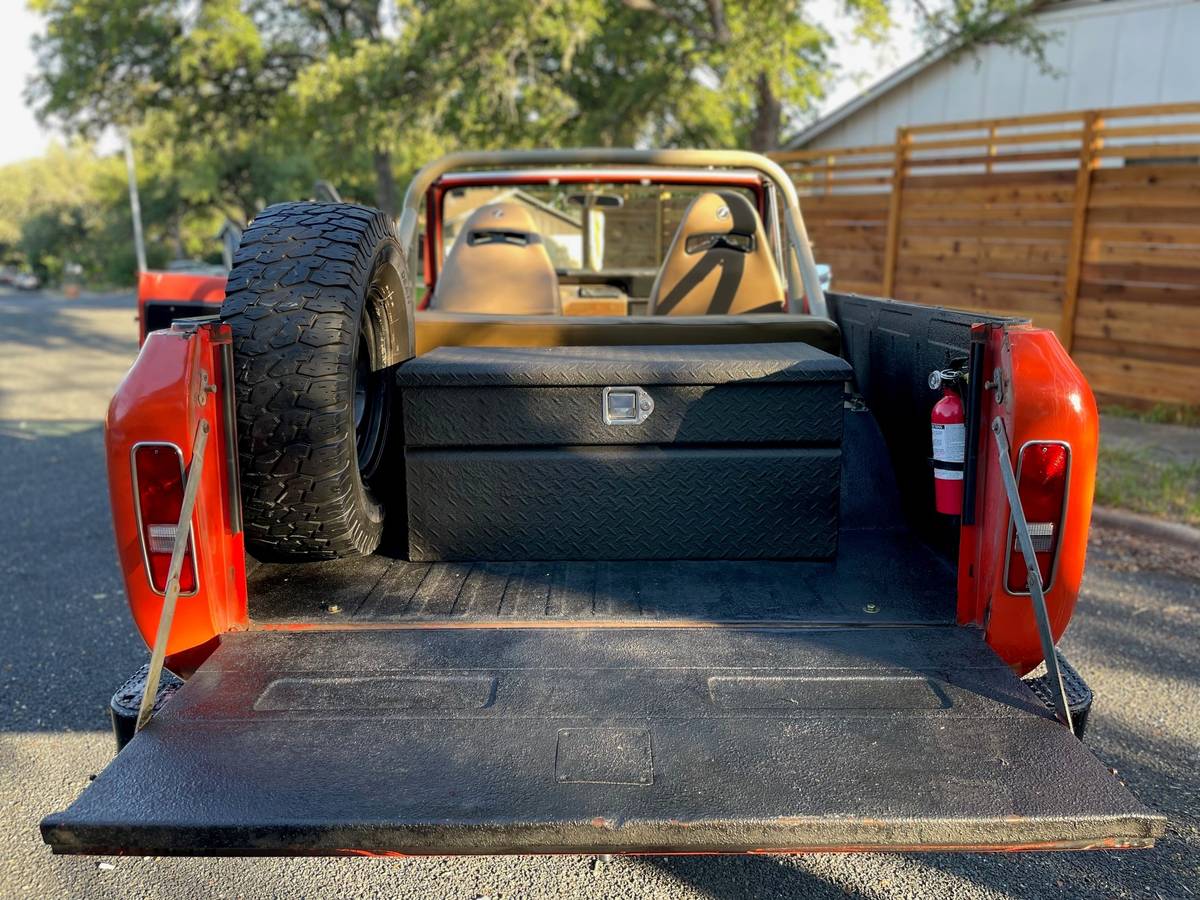 International-scout-ii-1975-orange-7